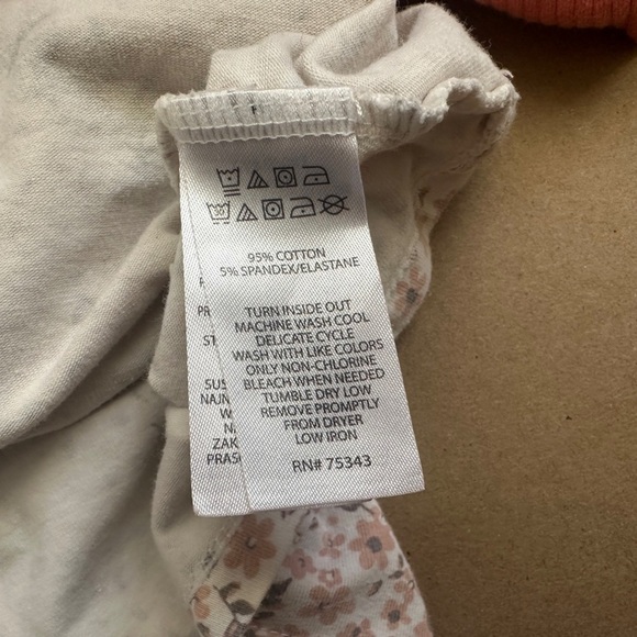 CAT & JACK Butterfly Lettuce Trim Top | Floral Keyhole Top SIZE 18 MONTHS 2 Pcs - Picture 3 of 4